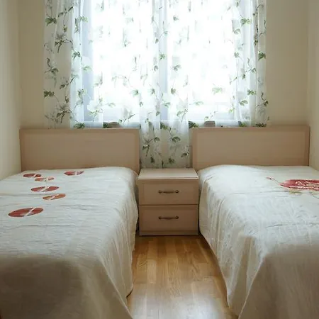 Queen's View Apartment