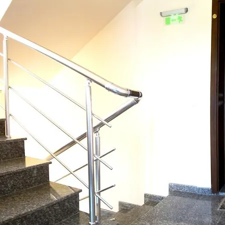 Queen's View Apartment